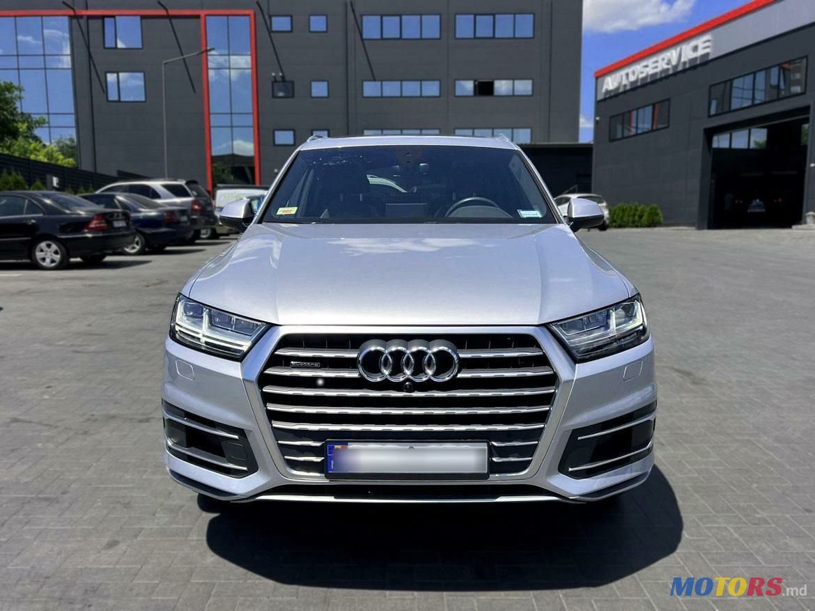 2019' Audi Q7 photo #3