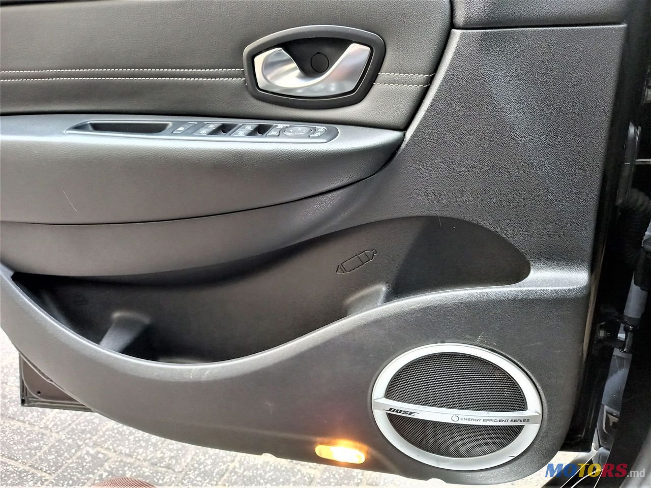 2014' Renault Scenic photo #4