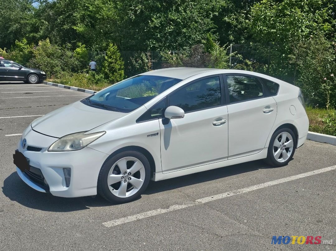2012' Toyota Prius photo #1
