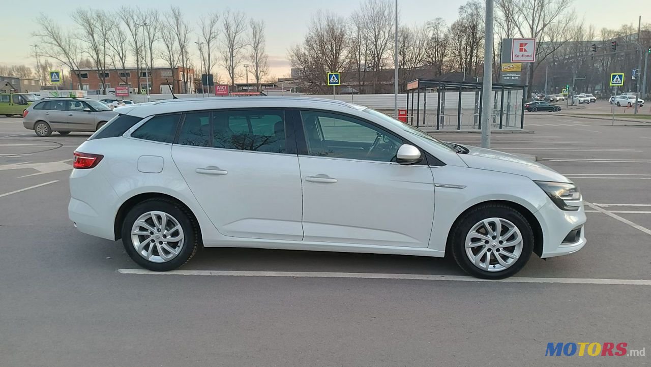 2017' Renault Megane photo #5