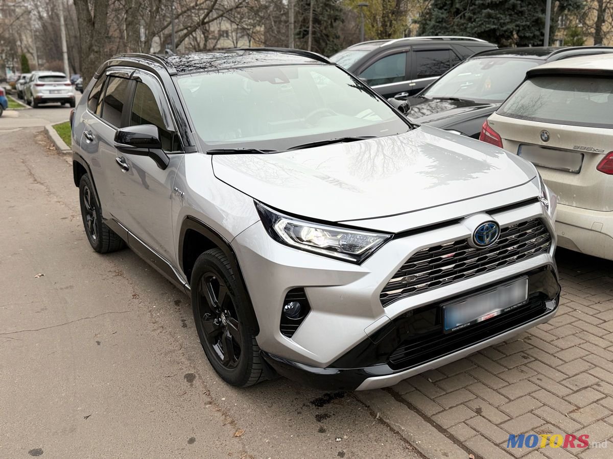 2020' Toyota RAV4 photo #4