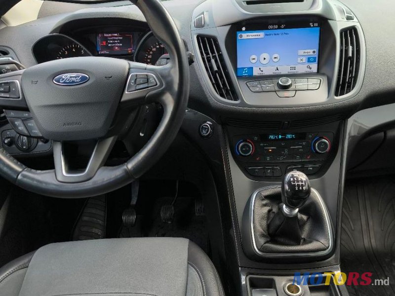 2016' Ford Kuga photo #1