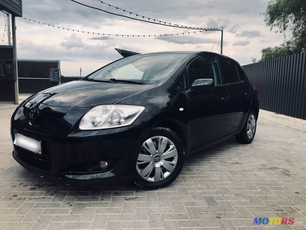 2009' Toyota Auris photo #1
