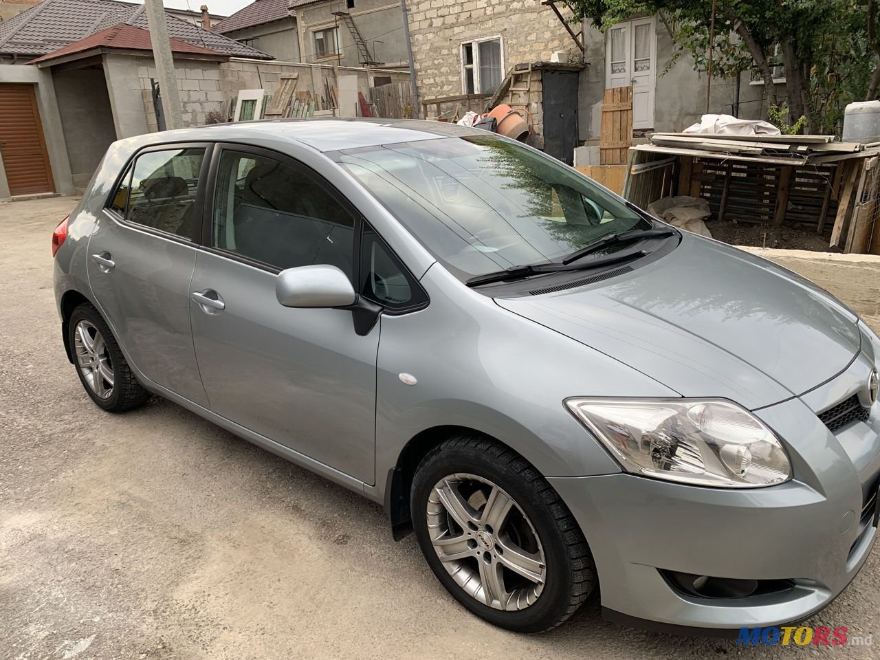 2008' Toyota Auris photo #5
