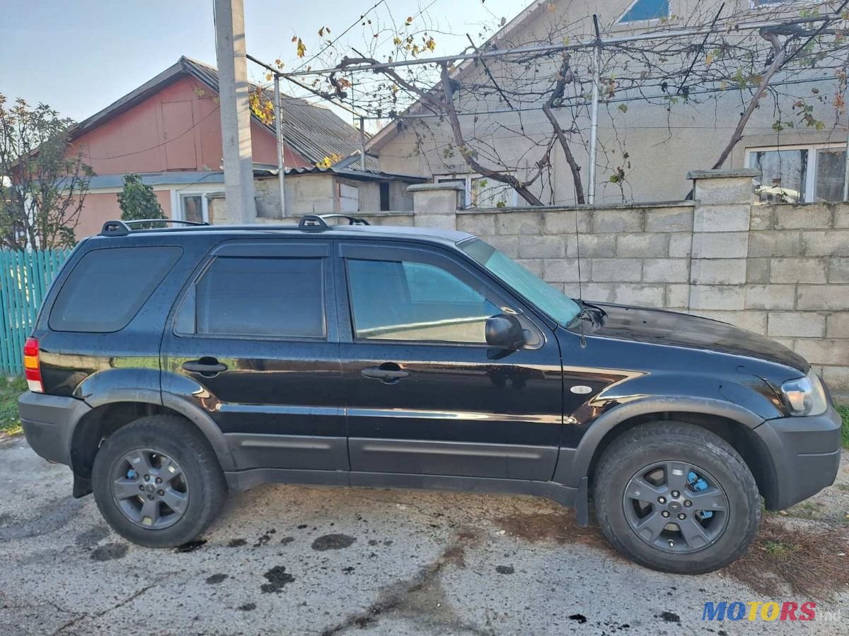 2004' Ford Maverick photo #5