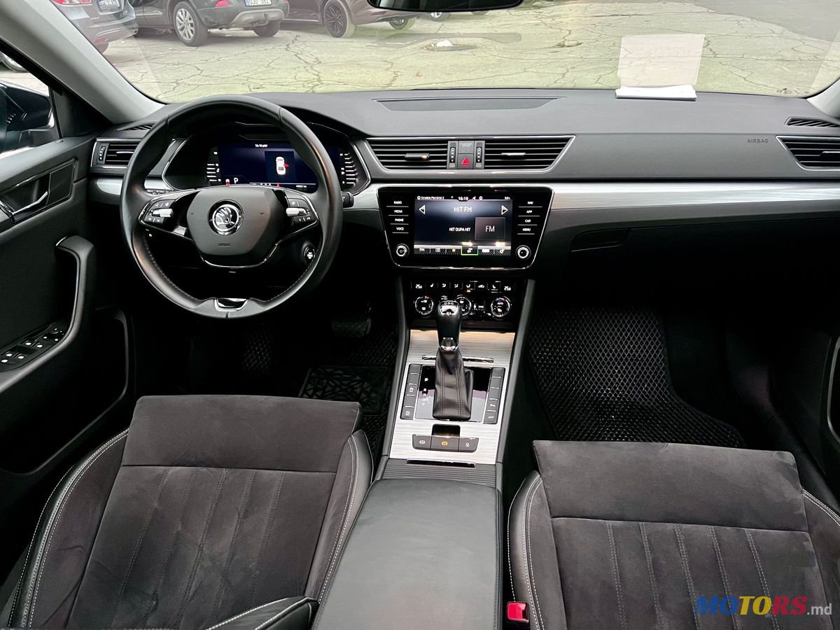 2022' Skoda Superb photo #4