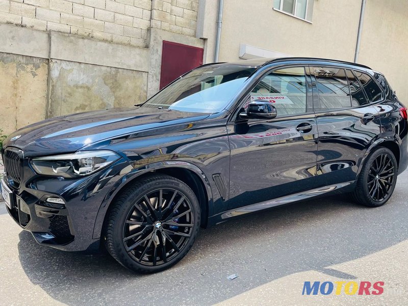 2019' BMW X5 photo #1