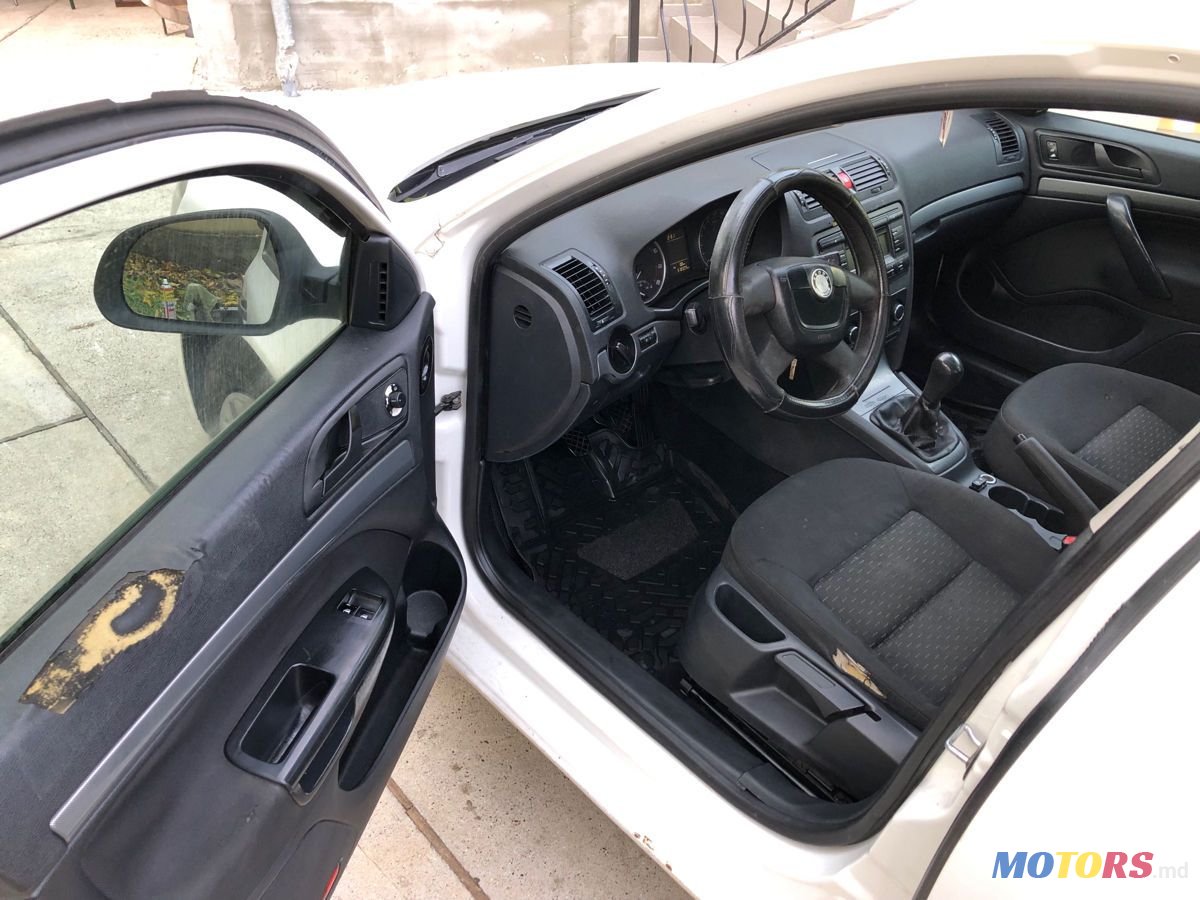 2013' Skoda Octavia photo #3