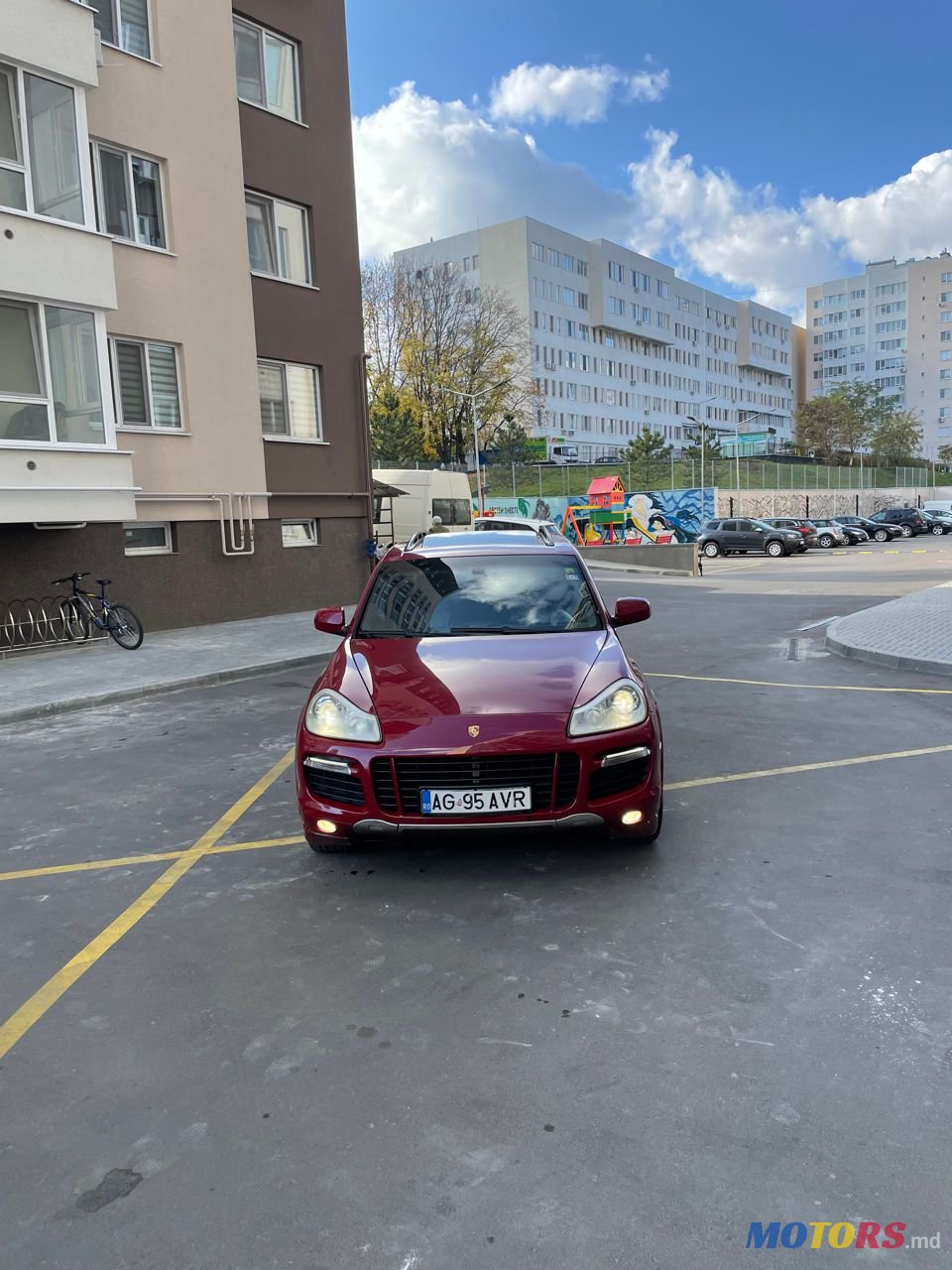 2009' Porsche Cayenne photo #2