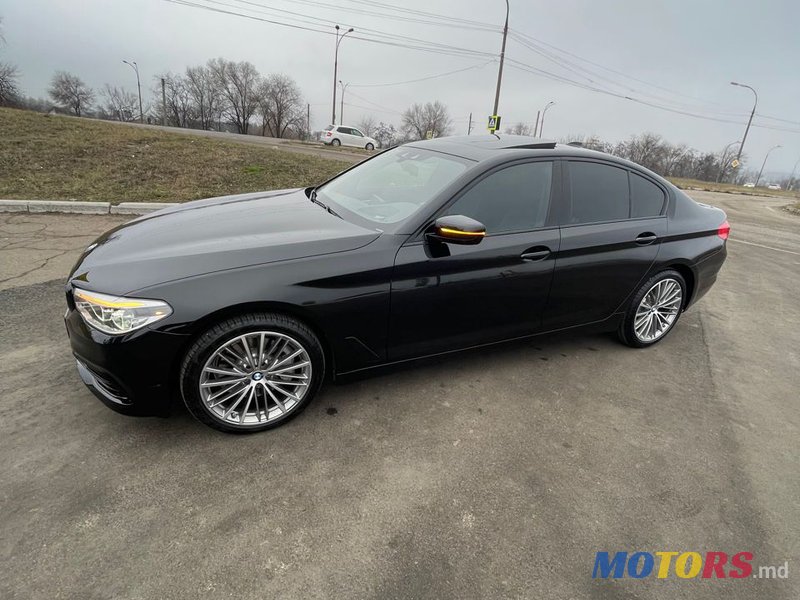 2020' BMW 5 Series photo #4