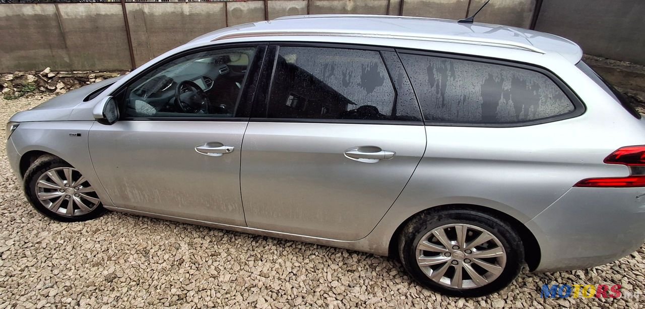 2016' Peugeot 308 photo #3