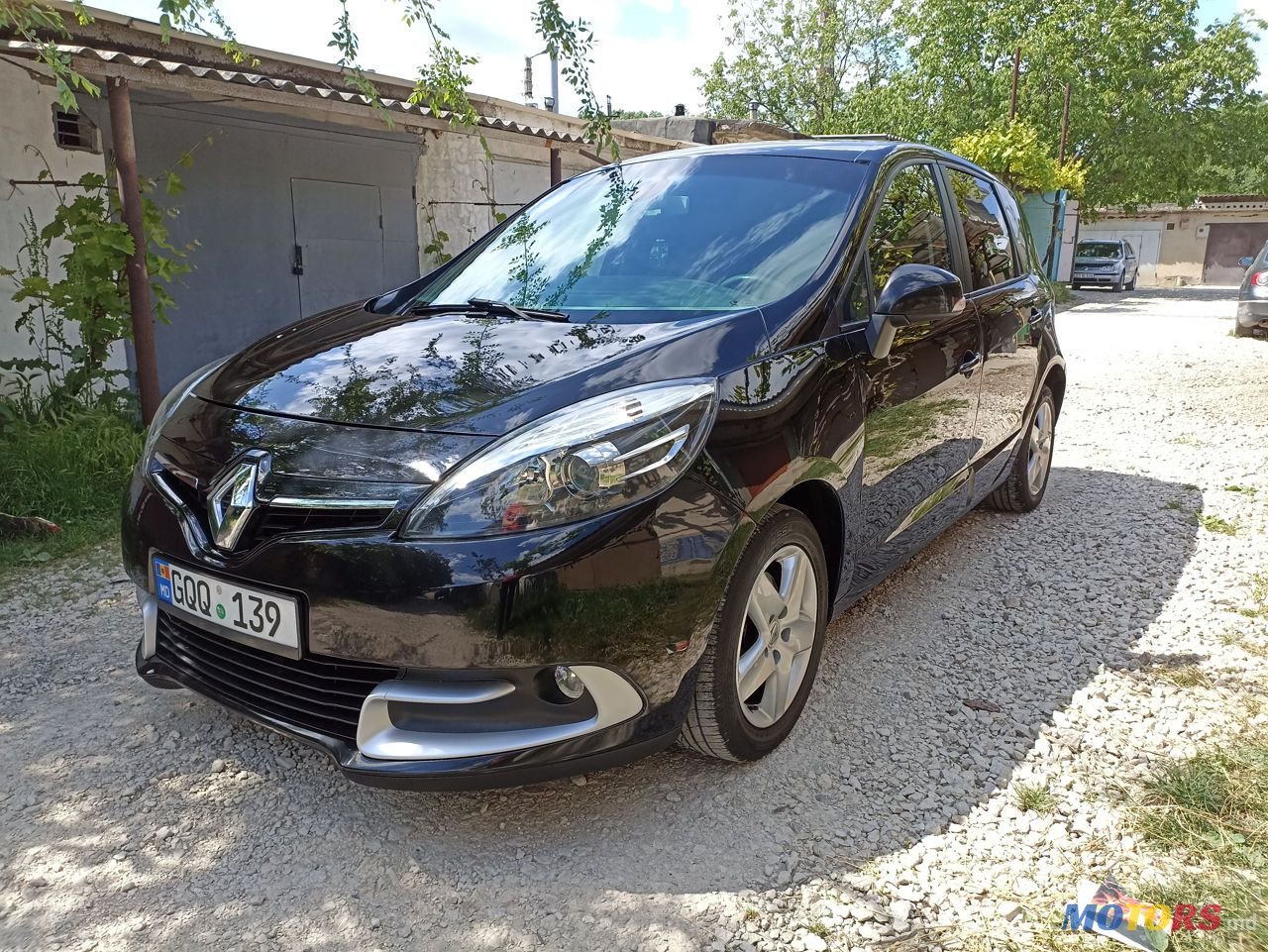 2012' Renault Scenic photo #1