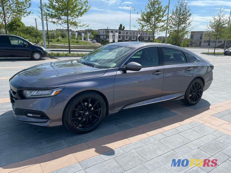 2020' Honda Accord photo #2