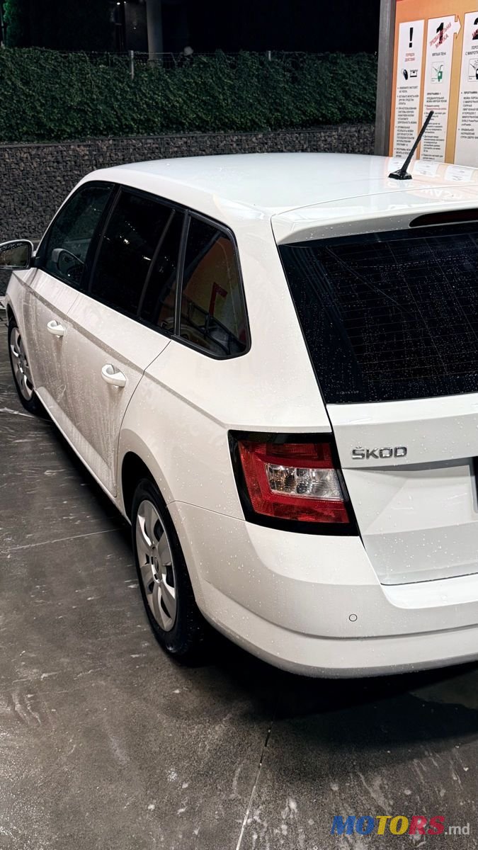 2016' Skoda Fabia photo #2