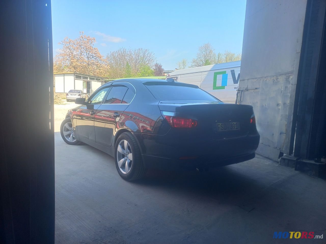 2006' BMW 5 Series photo #2