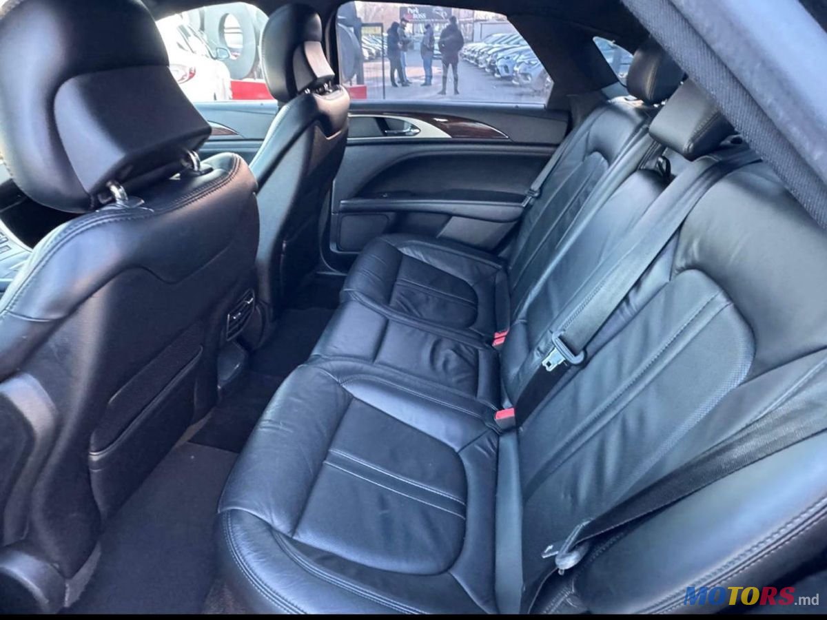 2016' Lincoln MKZ photo #5