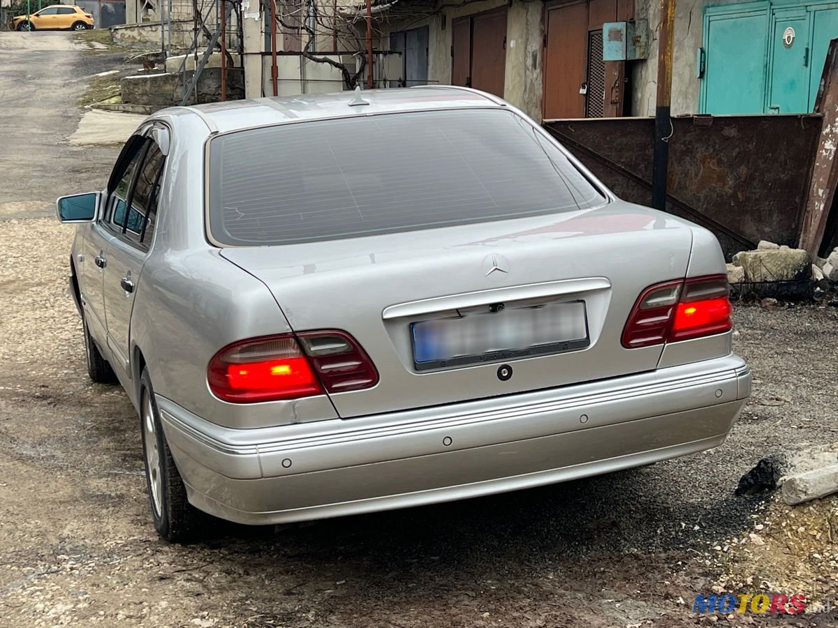 1998' Mercedes-Benz E-Class photo #3