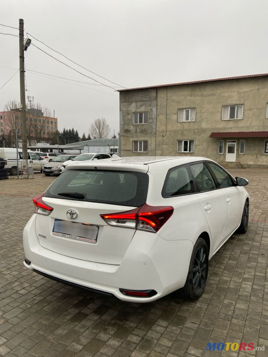 2018' Toyota Auris photo #1