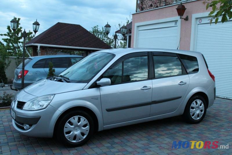 2007' Renault Scenic photo #3