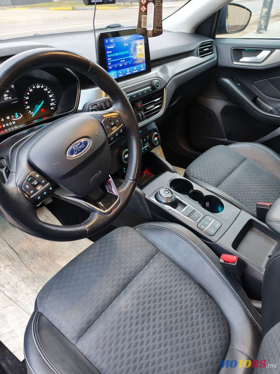 2018' Ford Focus photo #4