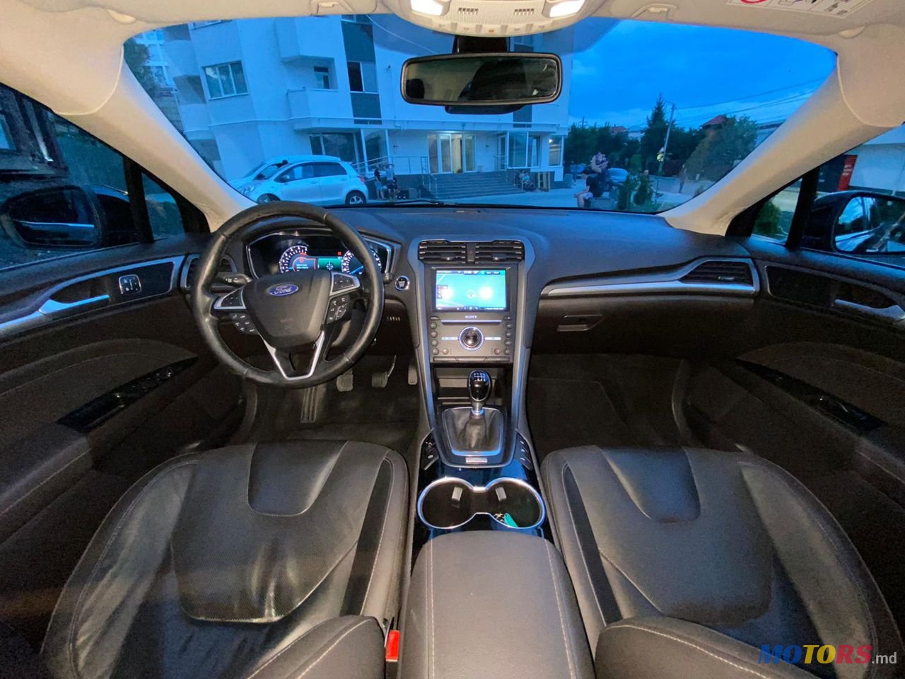 2015' Ford Mondeo photo #4