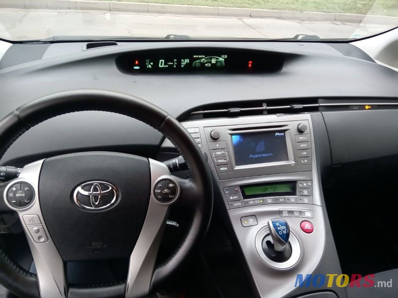 2015' Toyota Prius photo #4