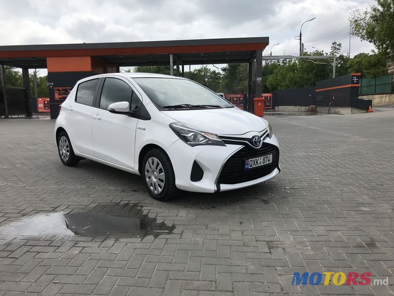 2014' Toyota Yaris photo #1