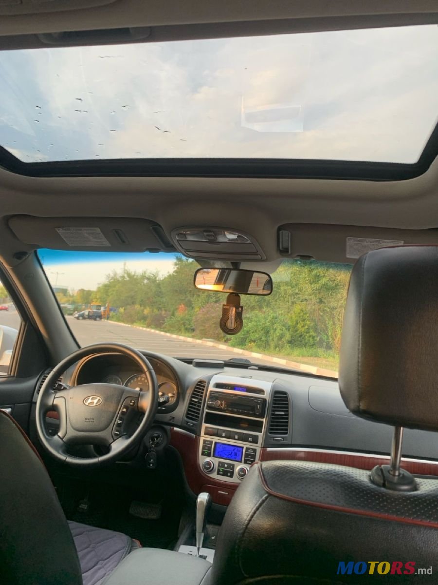 2007' Hyundai Santa Fe photo #5