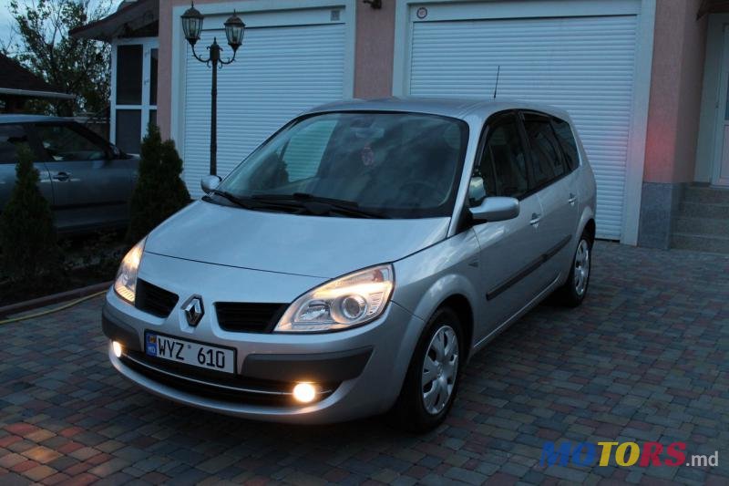 2007' Renault Scenic photo #4