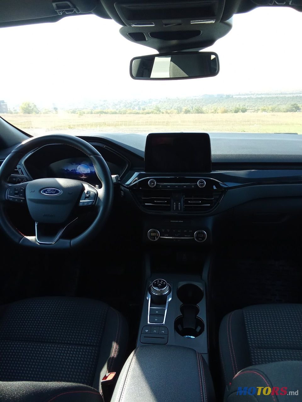 2022' Ford Kuga photo #6