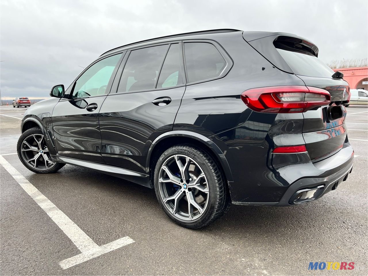 2022' BMW X5 photo #5