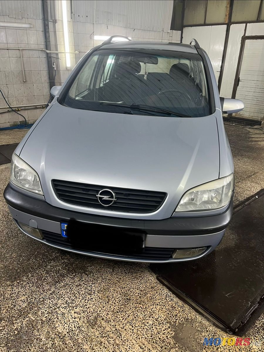 2000' Opel Zafira photo #1