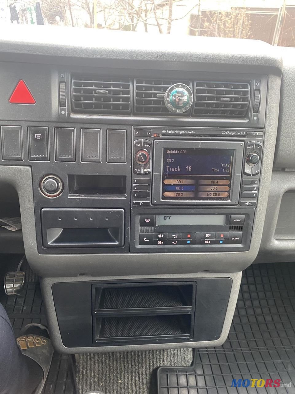 2003' Volkswagen Transporter photo #3