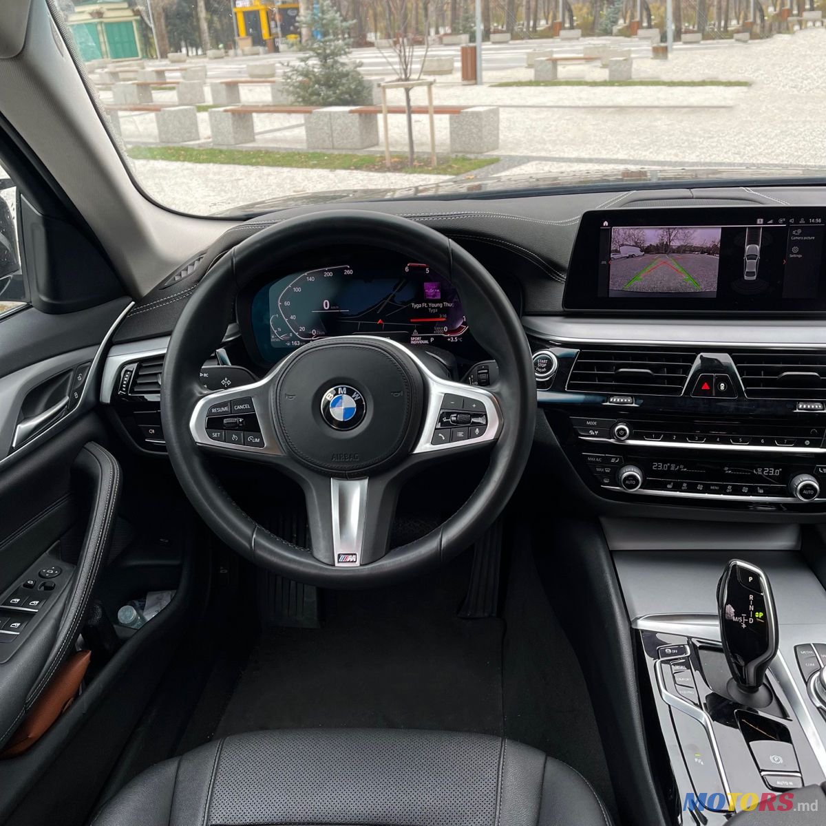 2020' BMW 5 Series photo #6
