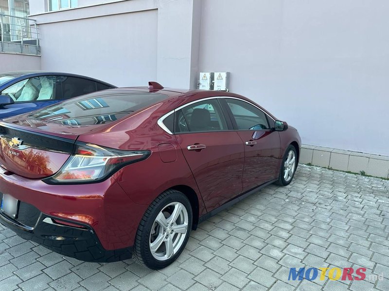 2017' Chevrolet Volt photo #5