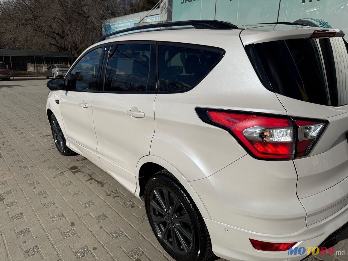 2017' Ford Kuga photo #4