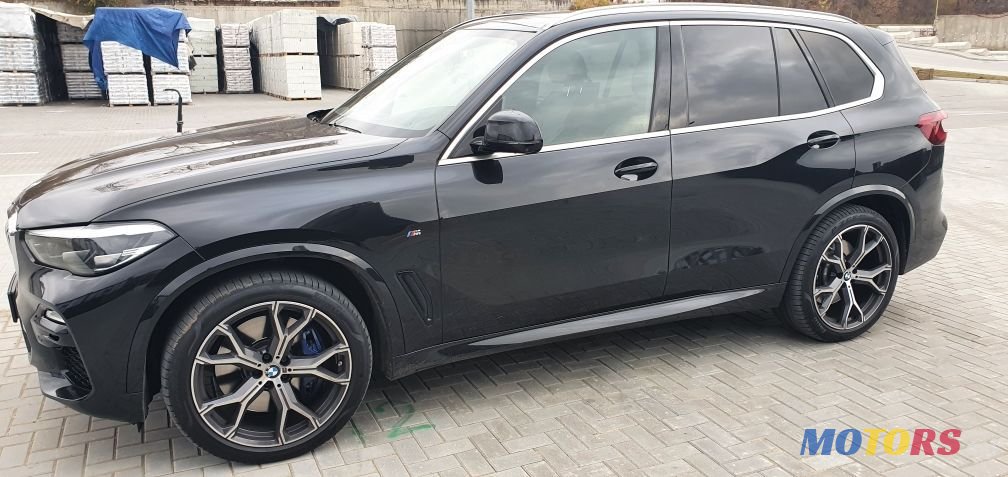 2019' BMW X5 photo #2