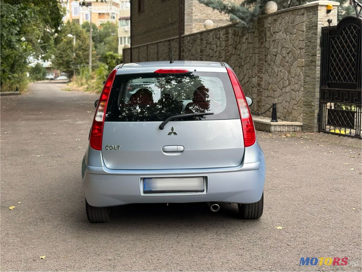 2006' Mitsubishi Colt photo #5