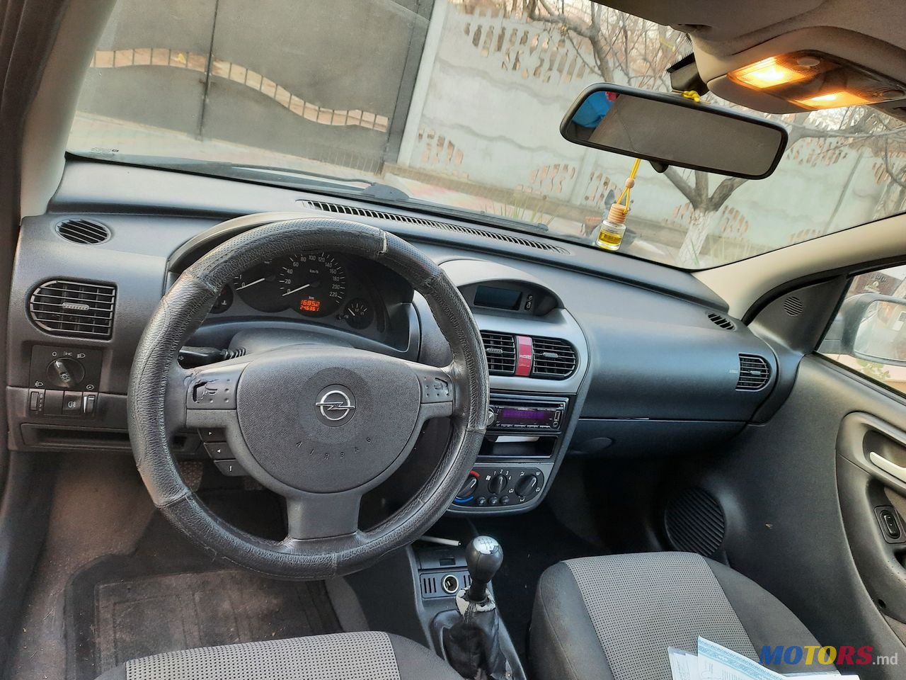 2004' Opel Corsa photo #4