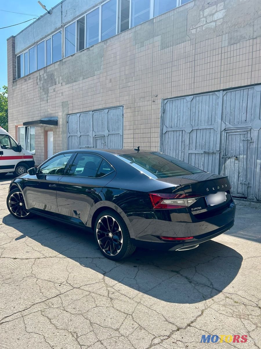2020' Skoda Superb photo #3