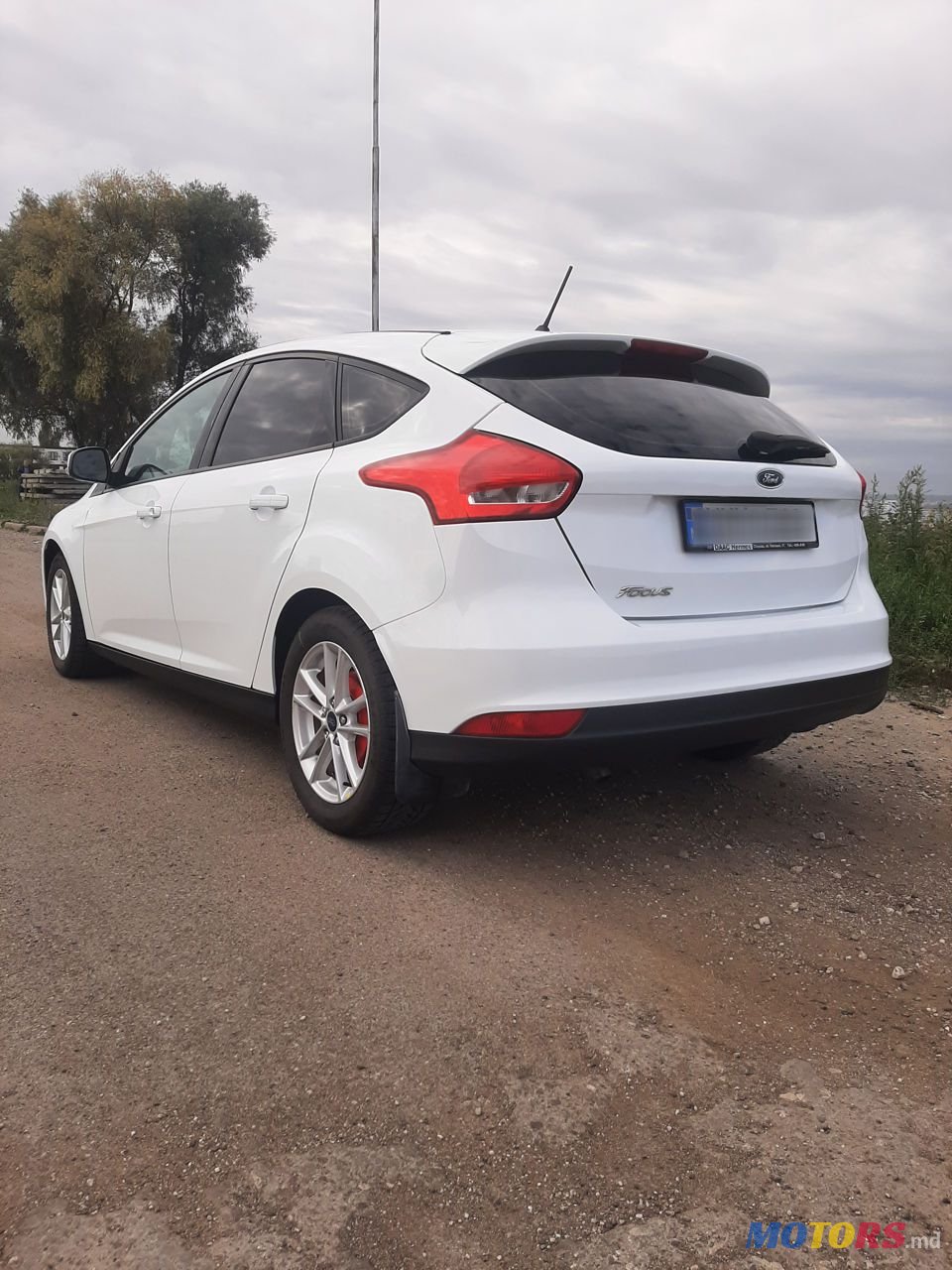 2017' Ford Focus photo #3