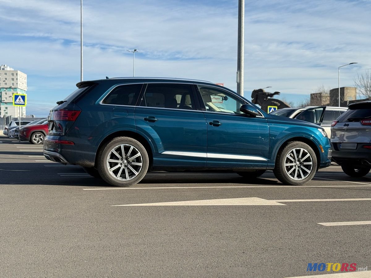 2018' Audi Q7 photo #5
