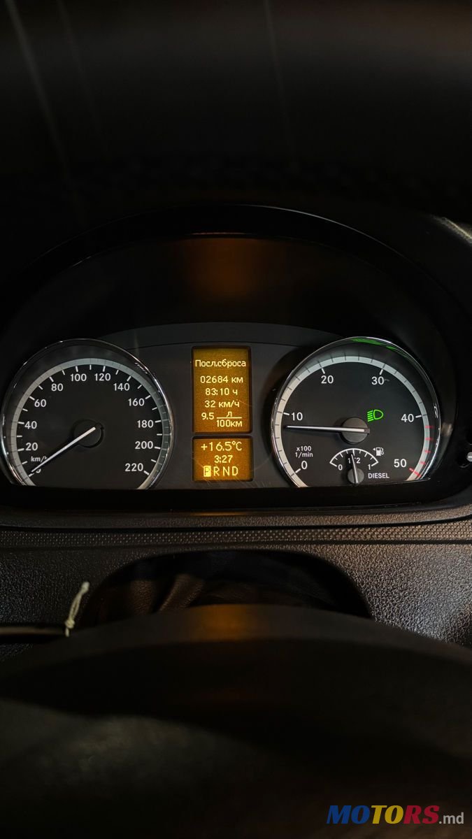 2013' Mercedes-Benz Vito photo #5