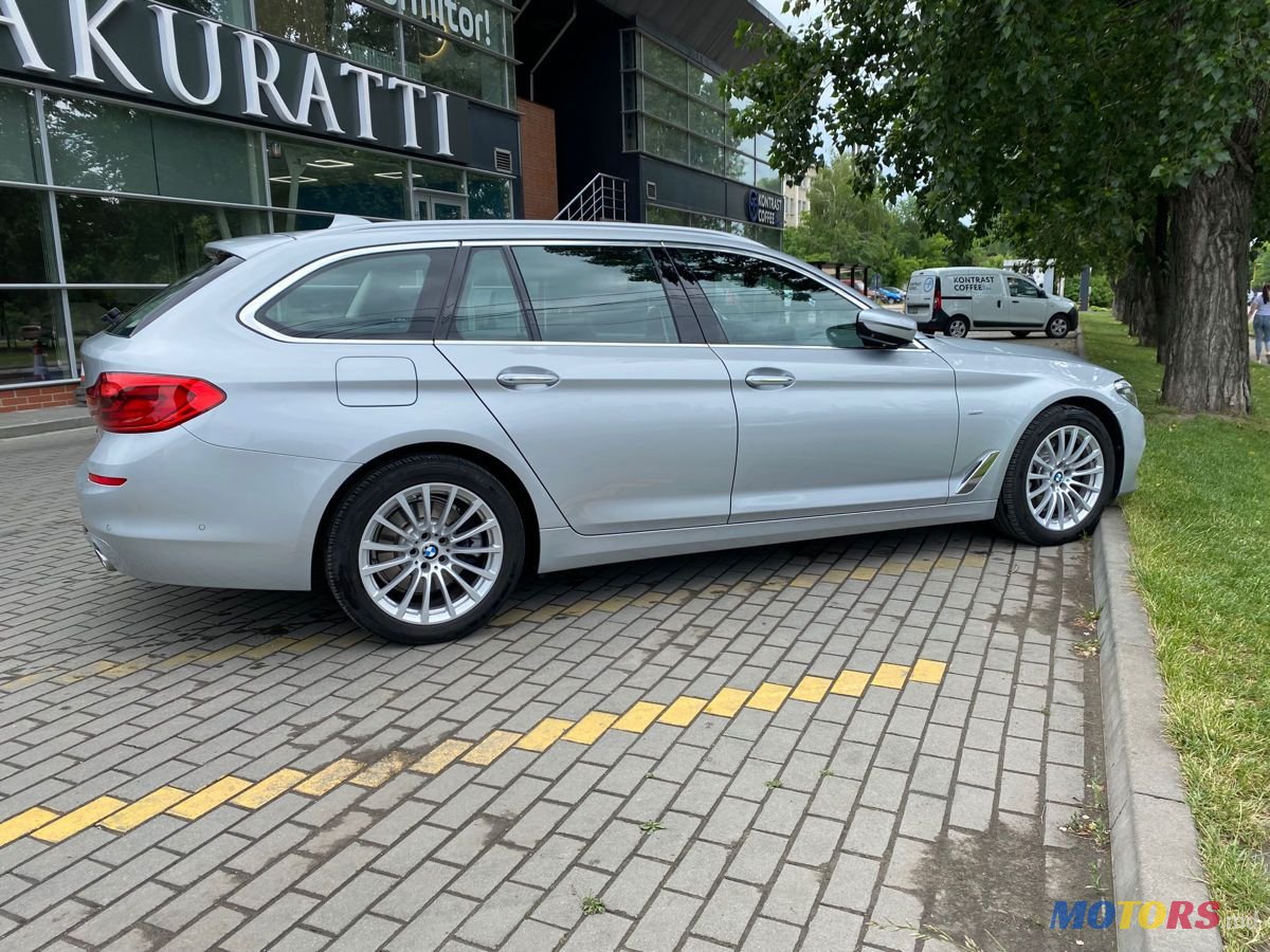 2018' BMW 5 Series photo #2