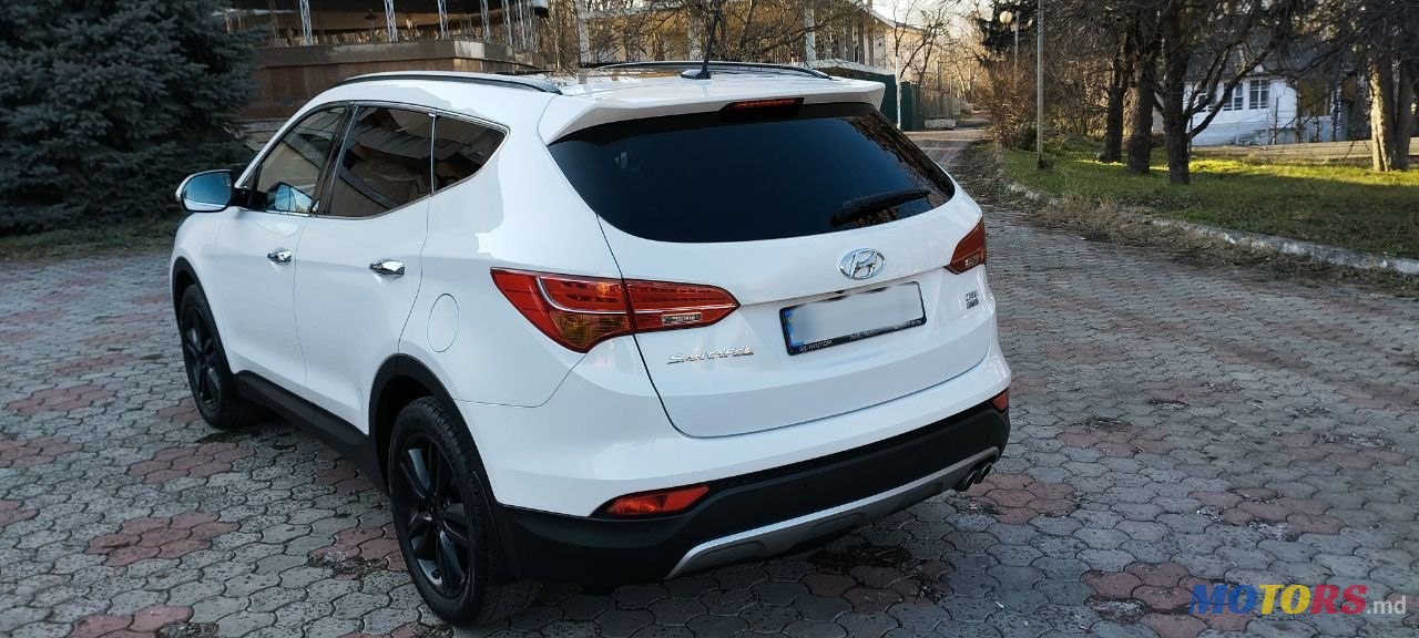 2014' Hyundai Santa Fe photo #6