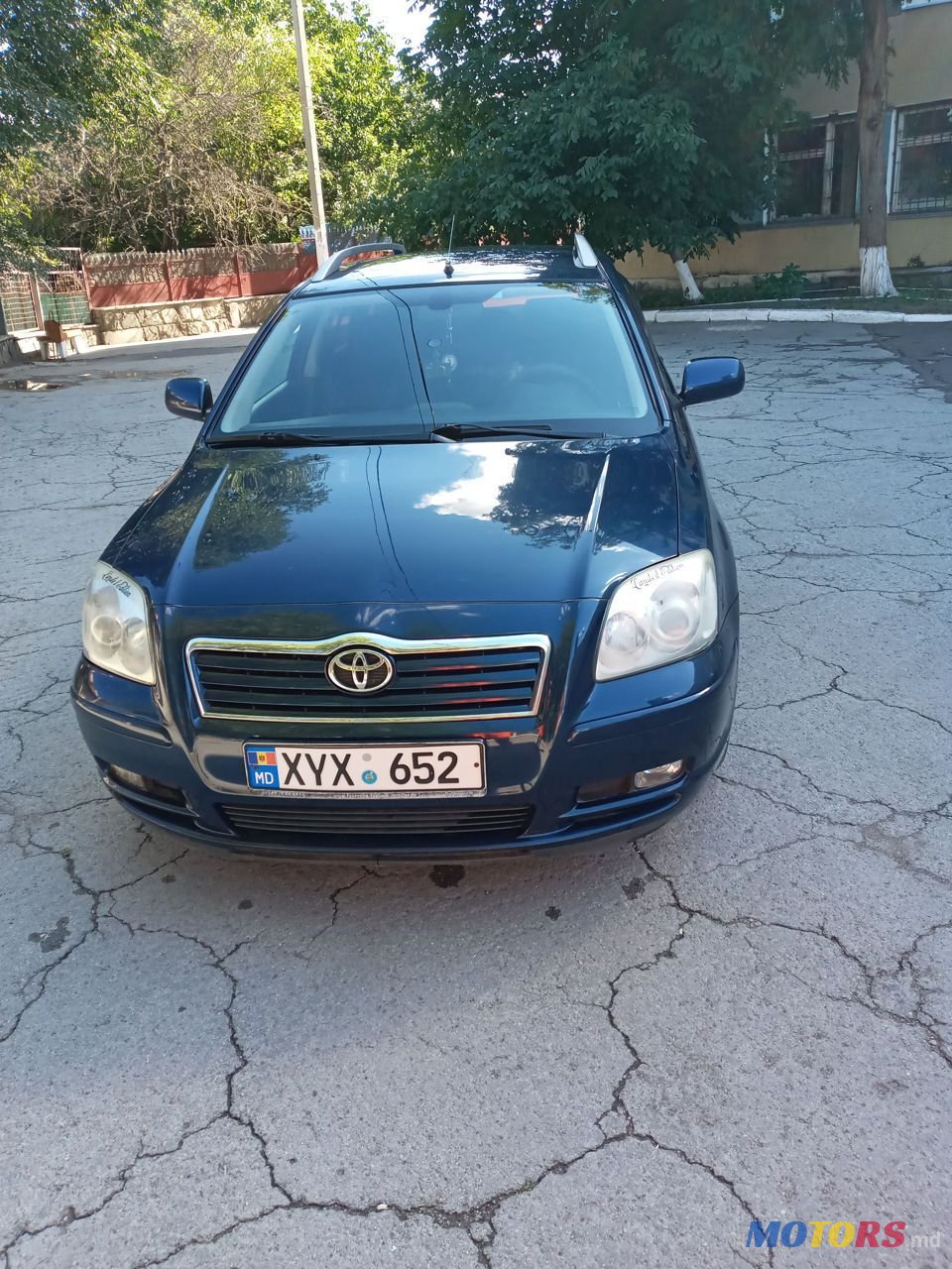 2005' Toyota Avensis photo #1