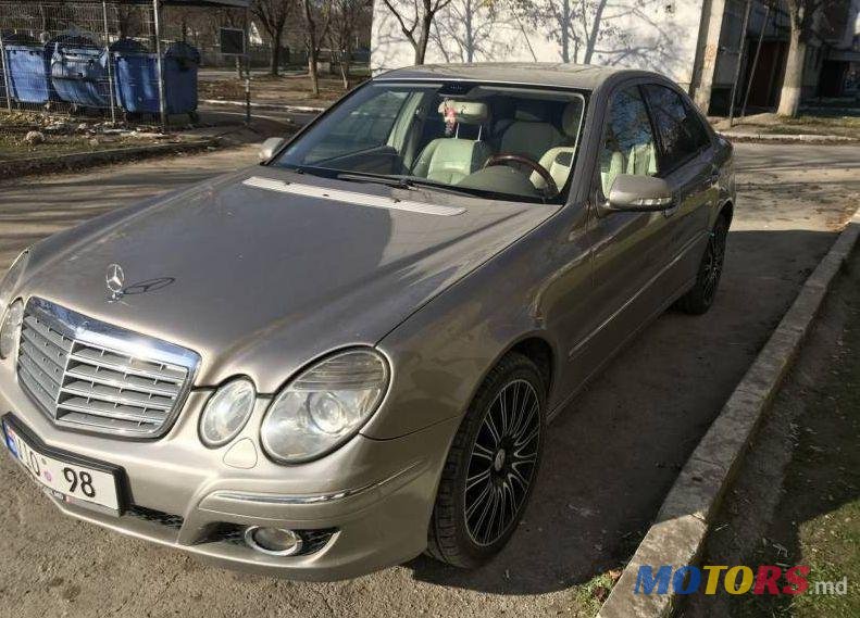2006' Mercedes-Benz E photo #2
