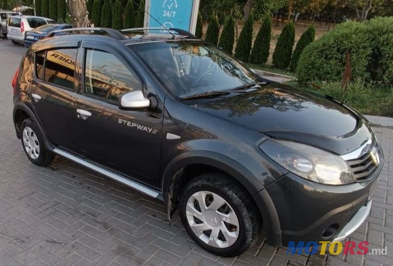 2011' Dacia Sandero Stepway photo #3