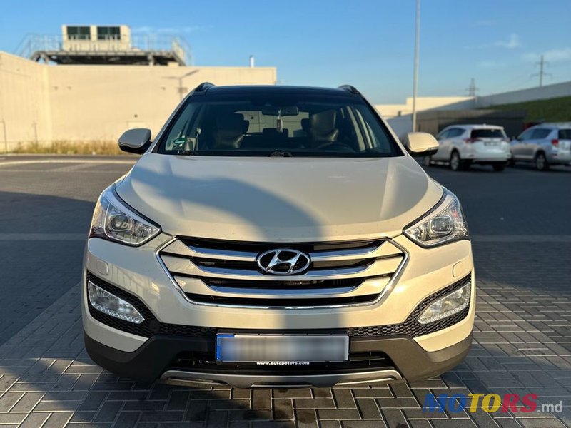 2015' Hyundai Santa Fe photo #6