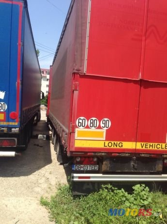 2011' Renault photo #5